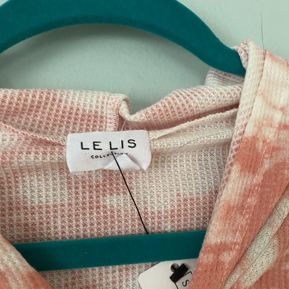 NWT Lelis Hoodie - Picture 3 of 4
